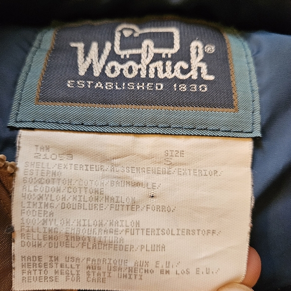 Vintage Woolrich Mens Size Small Puffer Vest Goose Down Insulated USA Made Tan - Picture 14 of 14